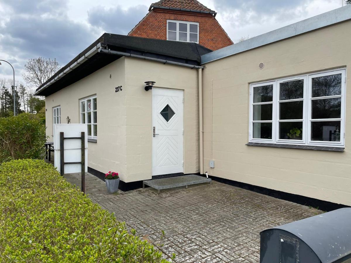 Jonstrupvejens Apartments Lejl C Ballerup Exteriör bild